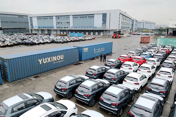 1764204907883012.jpg 00300PLlly1i2p2yivu23j60z70qeb2902.jpg